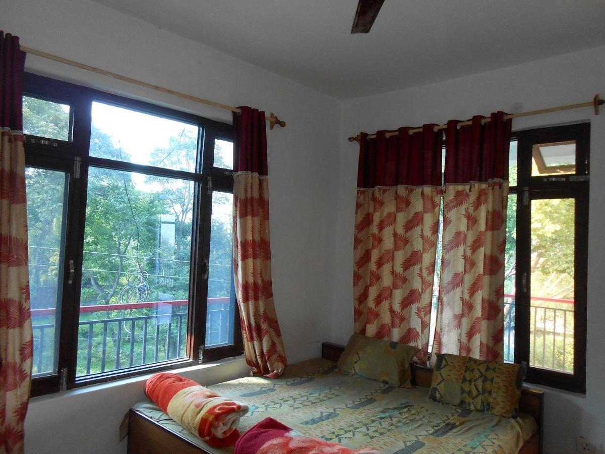 Mohinder & Mohindra Home Stay Bir  Luaran gambar